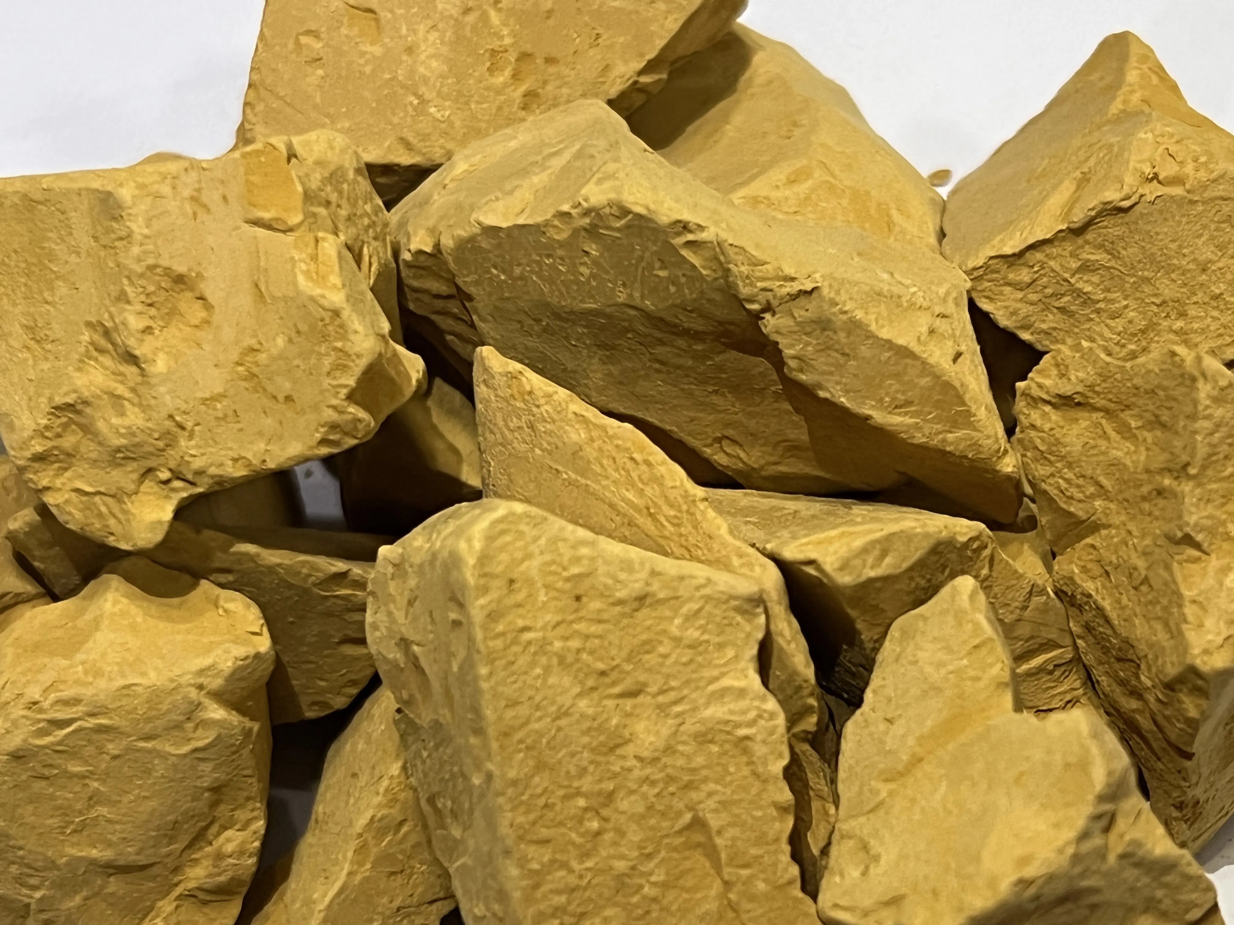 Premium Natural Golden Yellow Kaolin Clay Chunks, Edible & Cosmetic Grade, Mildly Sticky Raw Earth Clay, 7 oz / 200g