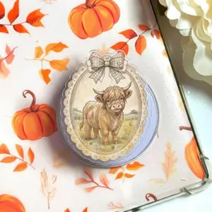 Highland Cow Cottagecore MagSafe Phone Grip, Cute Quilted Farm Animal Pop Socket, Shabby Chic Aesthetic Magnetic Holder Stand for iPhone Kindle Gift