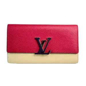 Pre-owned Louis Vuitton Leather Small Leather Goods Capucines Taurillon Wallet