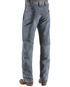 Wrangler Men's Medium Wash Premium Performance Bootcut Jeans - 1047Macmt