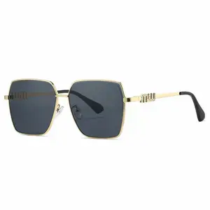 High-end luxury gold-rimmed sun sunglasses with UV protection for women in the outdoors