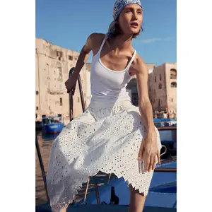 H&M Broderie anglaise skirt