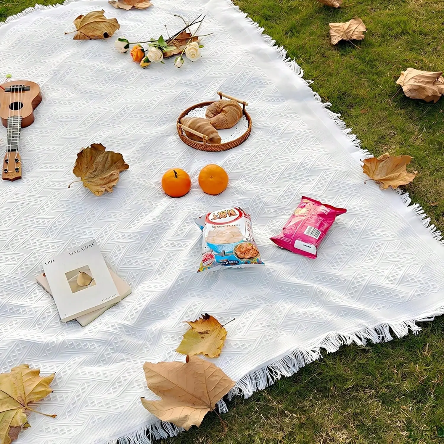 1 Pc Waterproof Elegant White Reversible Fabric Mat - Outdoor Camping Rug, Picnic Blanket, Home Furniture Cover (Multi-Use Home Supply)