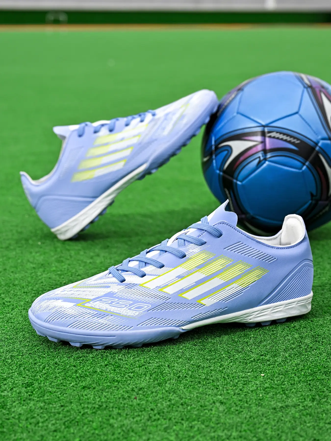 Men's Artificial Grass Sports Football Shoes Soccer Shoes Turf Shoes Football Boots TF Nails Anti-Slip Wear-Resistant Strong Grip Ankle Protection Durable Rubber Sole All Seasons