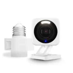 Wyze Lamp Socket + Wyze Cam v4 Bundle