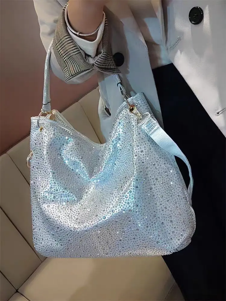 The popular new star studded diamond women's handbag, suitable for commuting as a shoulder bag or handbag - YF3067