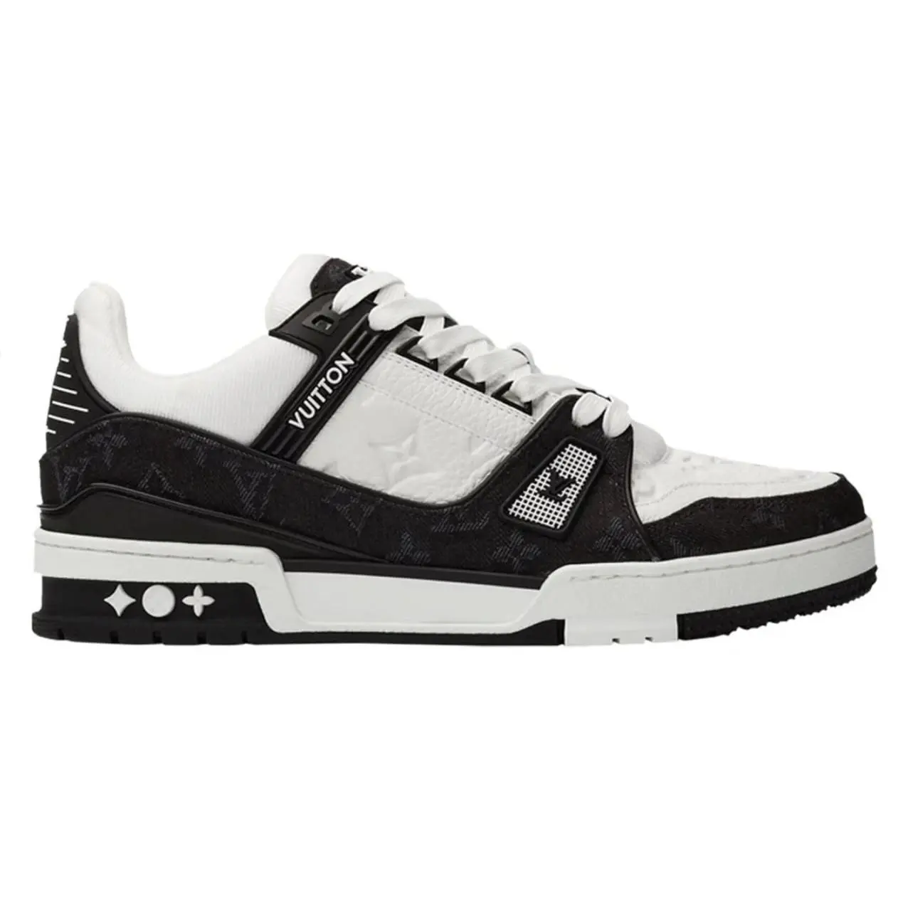 1122040 Louis Vuitton Monogram Denim Trainer Black White