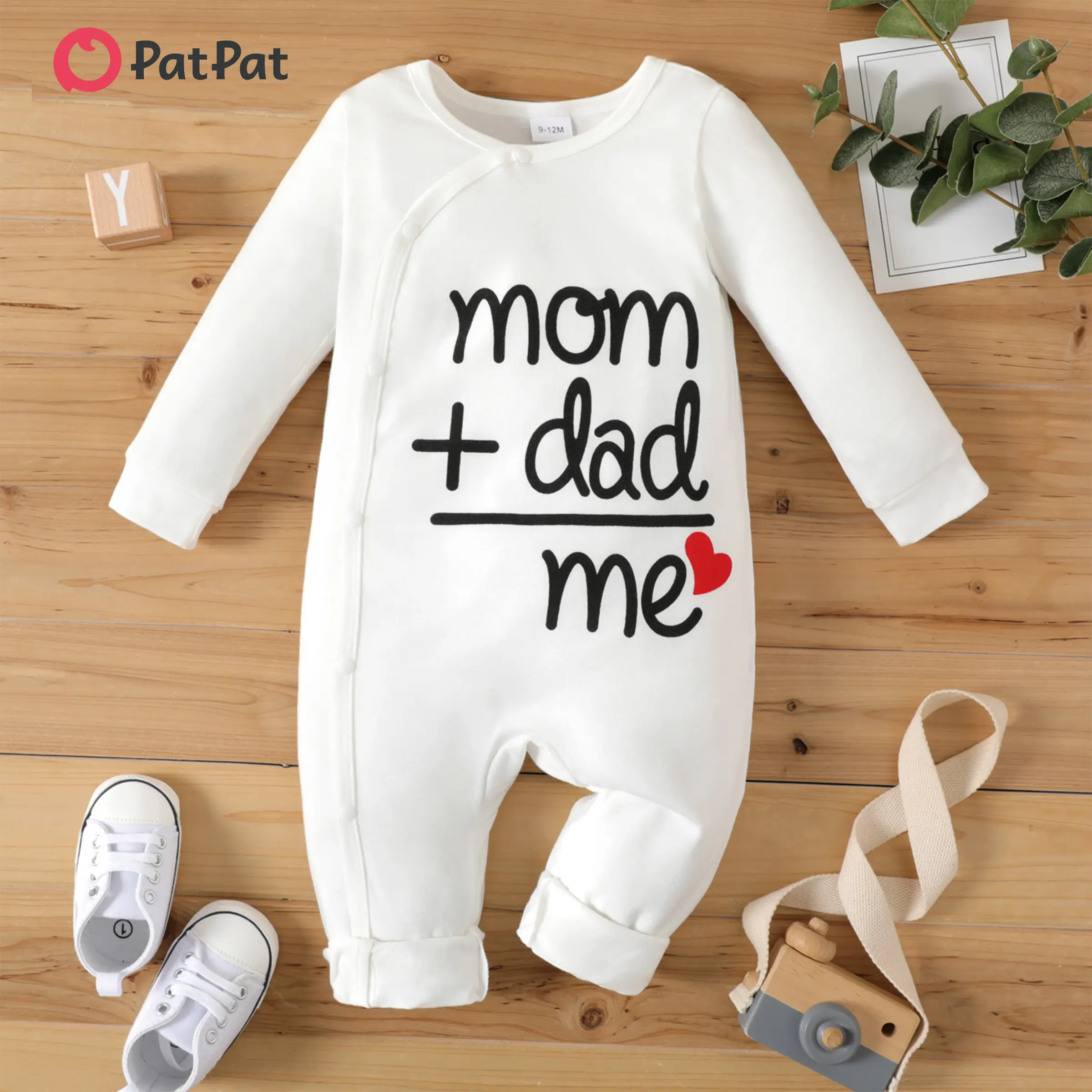 PatPat Baby Boy/Girl 95% Cotton Long-sleeve Love Heart and Letter Print Jumpsuit