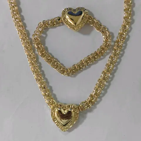 Gold Heart set necklace