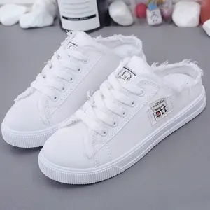 1 pair of stylish flat casual walking shoes in white, black, and blue—versatile, easy to wear, and suitable for all seasons