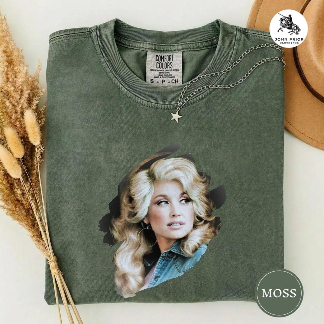 Comfort Colors Vintage Dolly Parton Tribute Shirt Comfort Colors® Dolly Parton Signature Vintage Graphic Shirt, Retro Country Music T Shirt  Unisex Womenswear Graphic Tops DKD