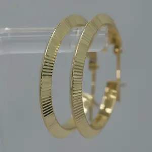 Oroconda Jewelry 14k Gold Medium Hoop Earrings With Ribbed Design for Women's Fashion Elegant and Stylish Accessory