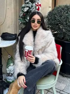 Women's New Pure Color Artificial Fur Short Coat, High-End Elegant Design, Perfect for Winter Dates, Stylish and Warm Outerwear