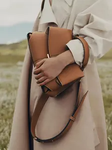 Smile Bag French Unique Women's Handbag High-End Wrinkled Shoulder Bag, Elegant Crossbody Purse for Ladies, Stylish and Versatile