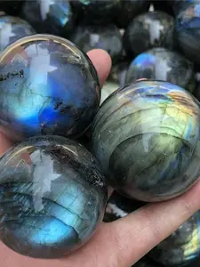 1pc Handcrafted Natural Labradorite Crystal Sphere, Natural Crystals, Unique Crystals, Polished Gemstone Ball for Home Decor, Collectible Figurines, Ideal for Various Room Types, No Power Required, Iridescent Healing Stone Display Piece, Assorted Sizes