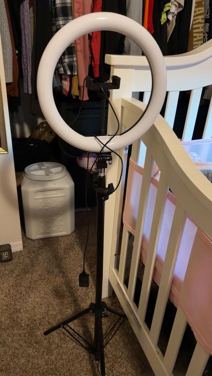 Item: 12-inch Tri-Color Ring Light with 1.6m Phone Stand