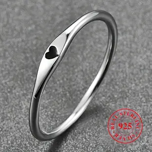 925 Sterling Silver Ring Black Heart Design Suitable For Men And Women High Quality Engagement/ Wedding Ring Gift For Your Love