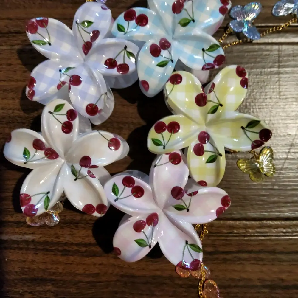 Hair clips