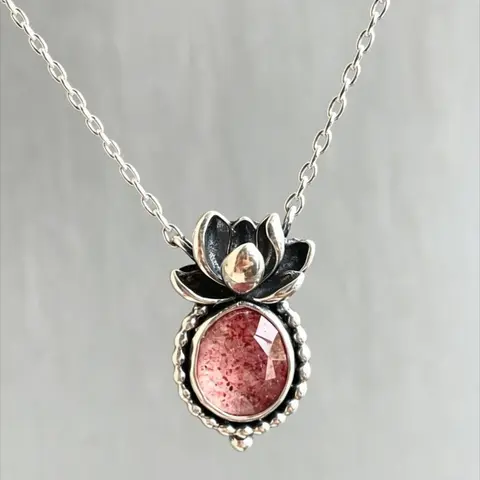 Boho Vintage Strawberry Quartz Lotus Pendant Necklace for Women, Pendant Design, Ethnic Style Party Vacation Casual Elegant Jewelry