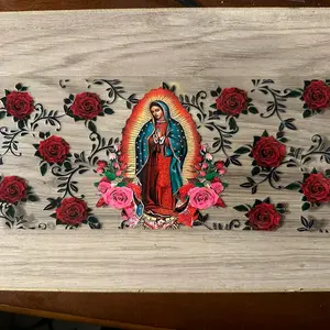 #04 Virgen de Guadalupe W. Red roses