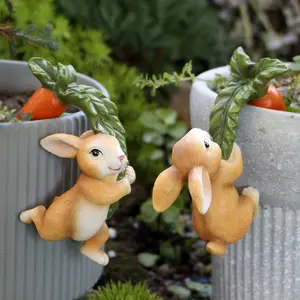 Creative Rabbit Carrot Hanging Decorations, Easter Bunny Resin Crafts, Hand-Painted Home Gift, Set of 2, Perfect for Spring Decor
