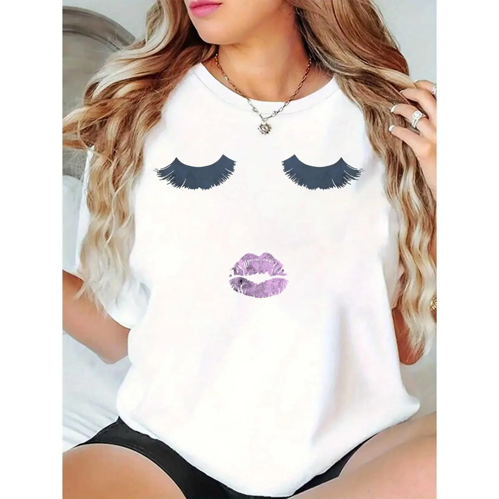 Women’s White Eyelashes & Purple Lip Print T-Shirt, Casual Daily Fashion Top for Ladies, Day, Basic, Shortsleeve, Fit, Comfortable, Cotton