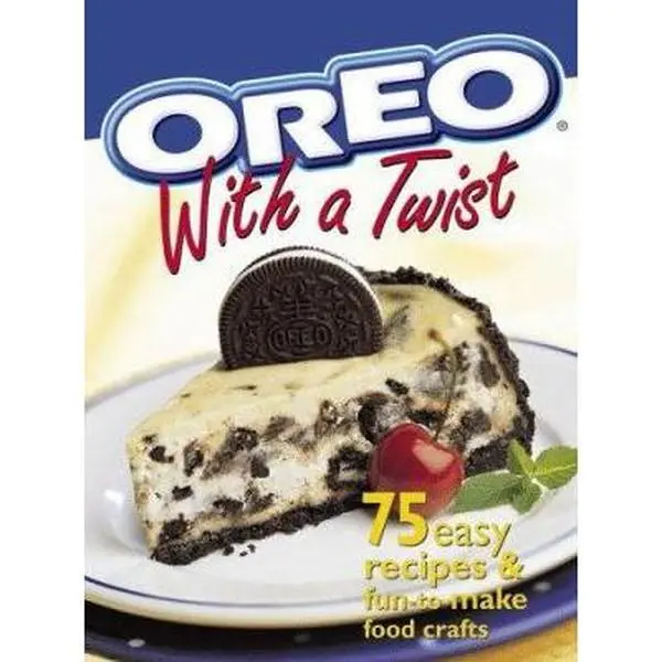 USED Book - Oreo With a Twist: 75 Easy Recipes & Fun-To-Make Food Crafts by Meredith Books (Hardcover) - english