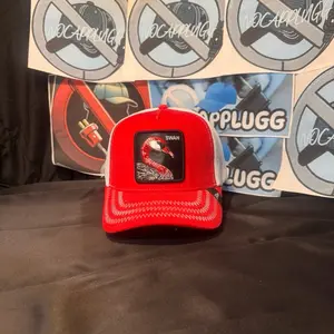 Red Trucker Cap with Swan Embroidered Patch - Stylish & Comfortable Accessory for Everyday Wear
