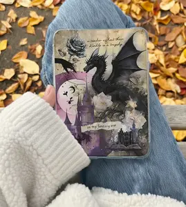 Romantasy Bookish Dragon Kindle Insert for Clear Case – Aesthetic Book Lover Decor | Cozy Reading Accessory