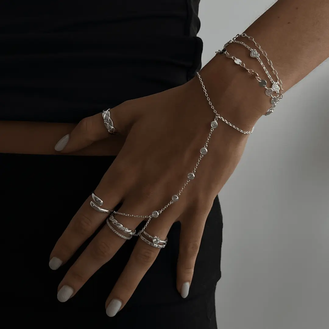 EVRY JEWELS Gold or Silver Plated Women's Hypoallergenic Viral Hand Chains: Anti Tarnish