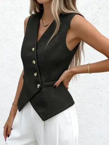 A ladies' queen style vest with a stylish and high-end design, featuring a slanted collar and gold buckle, suitable for commuting and waist cinching. Suitable for summer, home, indoor, and outdoor wear