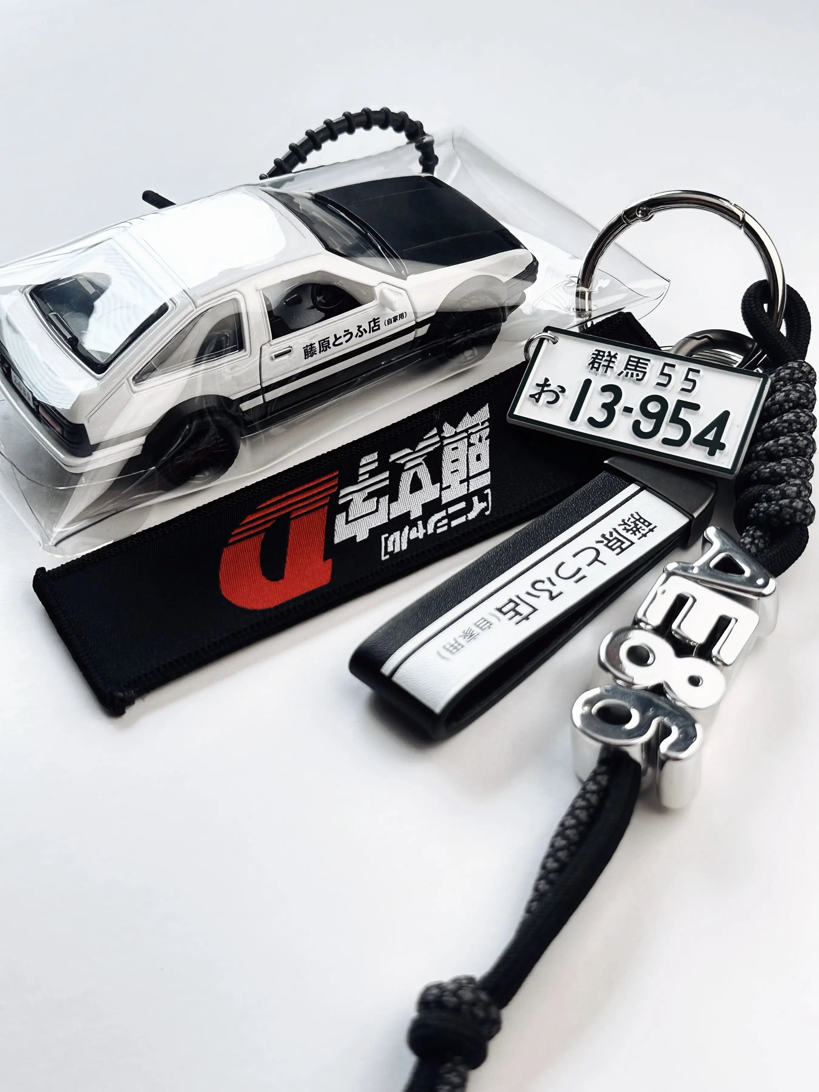 Initial D Car Pendant, Car Keychain, Takumi Fujiwara Anime