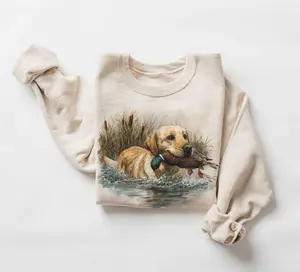 Retro 90s Golden Retriever & Mallard Duck Hunting Sweatshirt/T-Shirt – Vintage Dog Lover Unisex Crewneck, Outdoor Wildlife Graphic Top, Gift for Women and Men