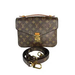 Pre-owned Louis Vuitton Canvas Crossbody Bags Pochette Métis Monogram Crossbody Bag