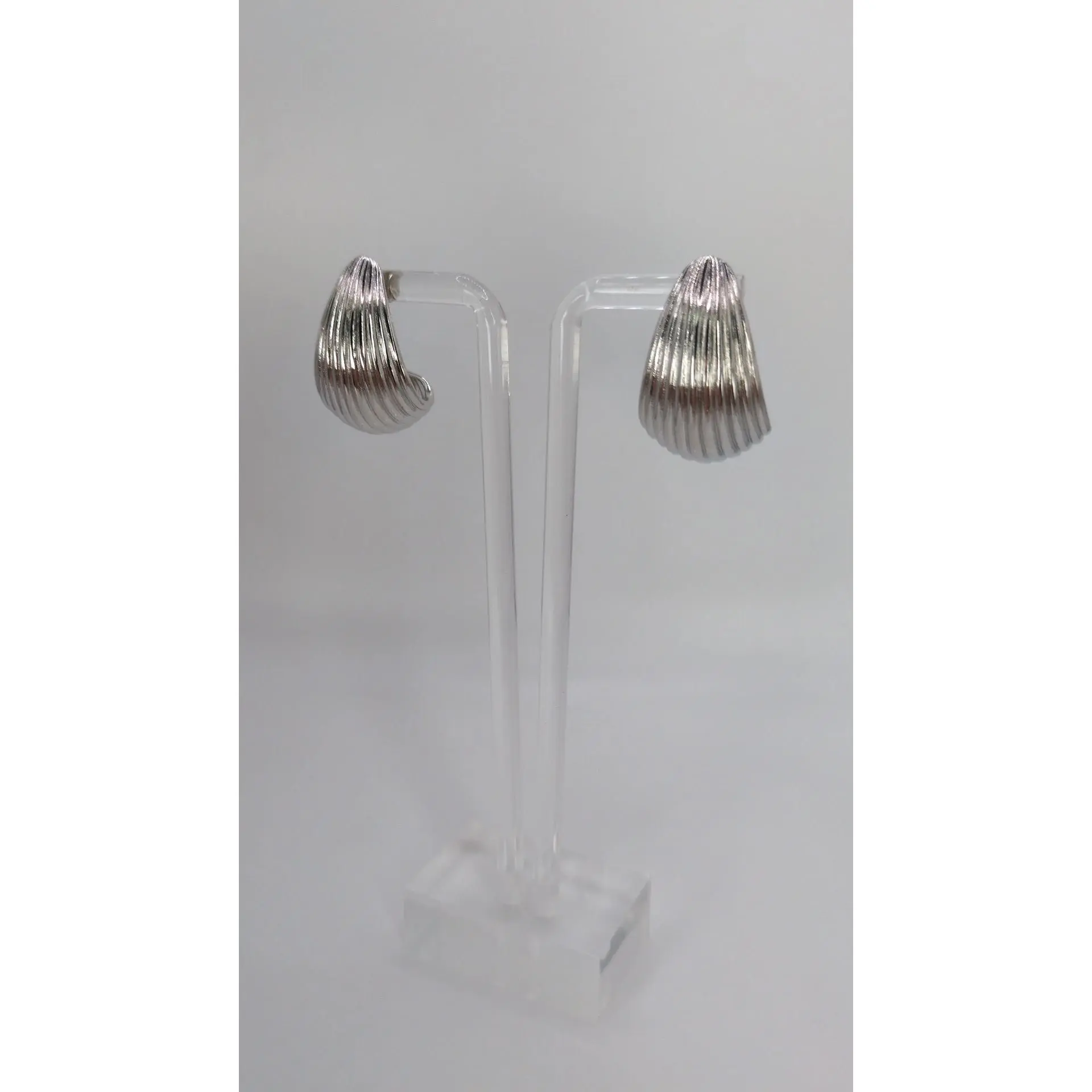 Mar Hoop Earrings