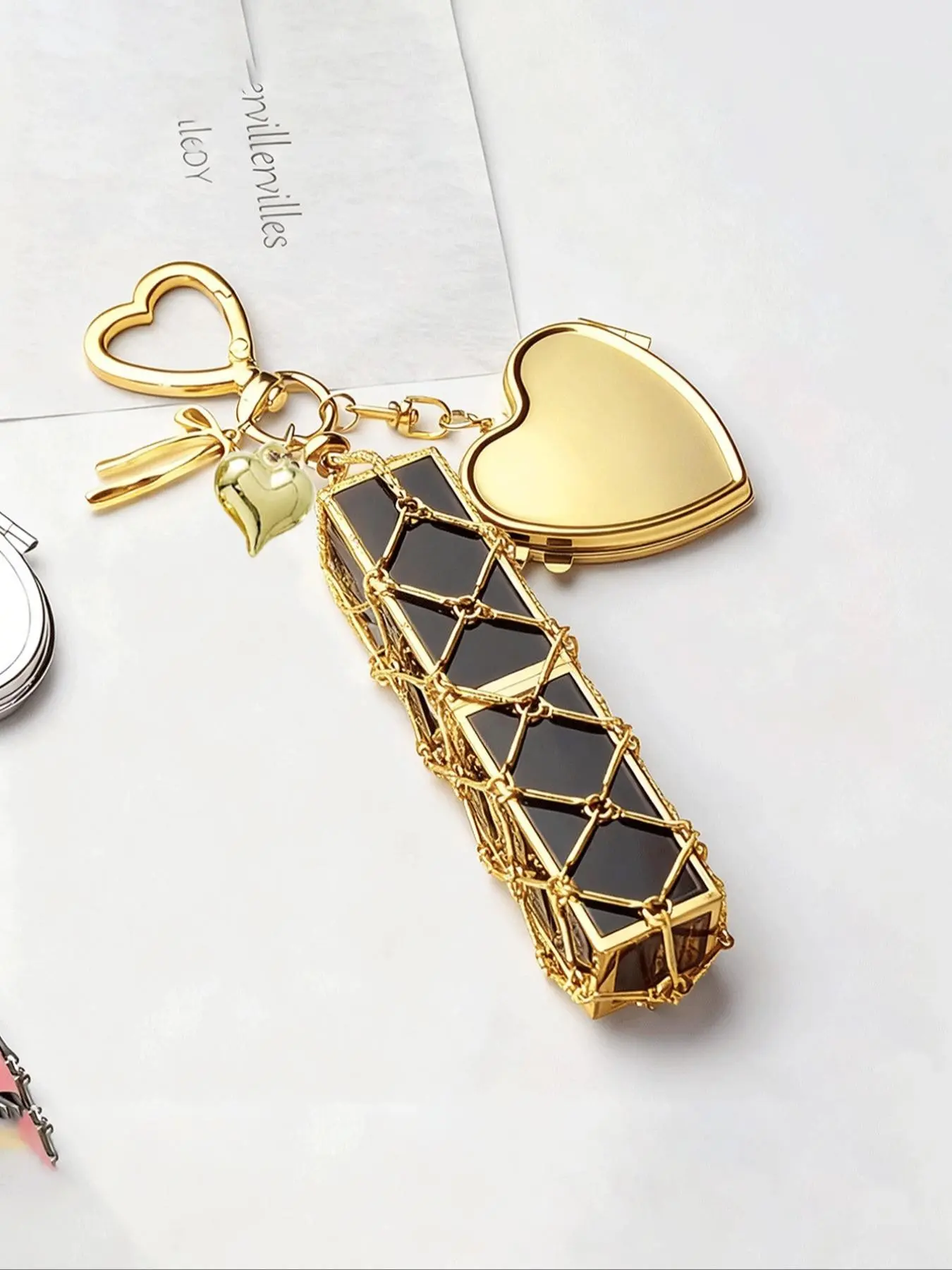 Metal Lipstick Holder Bag Charm, Reusable Stainless Steel Mesh Pouch, Heart and Star Decorative Keychain, Mini Mirror, Fashionable Hanging Decoration, Fashionable Alloy Keychain, Aesthetic Keychain, Heart Design Keychain, Heart Keychains