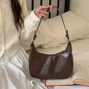 Women's 2026 New Vintage Faux Leather Underarm Hobo Bag - Niche Design Soft Shoulder Purse, Stylish Crossbody, Classic Curved Silhouette, Versatile All-Match Everyday Bag for Work, Shopping, Bags