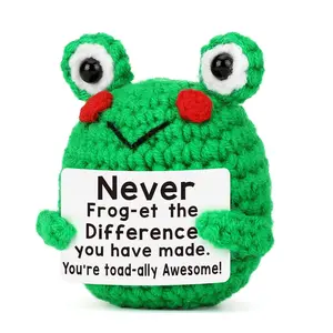 Handcrafted Cute Animal Crochet, Portable Size Adorable Frog Design with Vibrant Card, Ideal Emotionally Supportive Decoration for Home & Workspaces, Handmade Crochet Figure