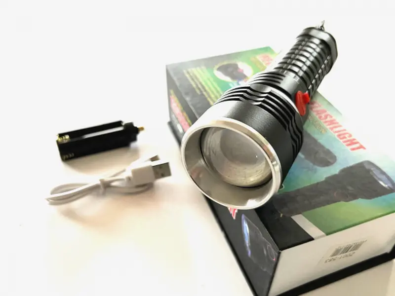 High Duty Rechargeable Flashlight USB Charging 800-1000 Lumens Aluminum Alloy