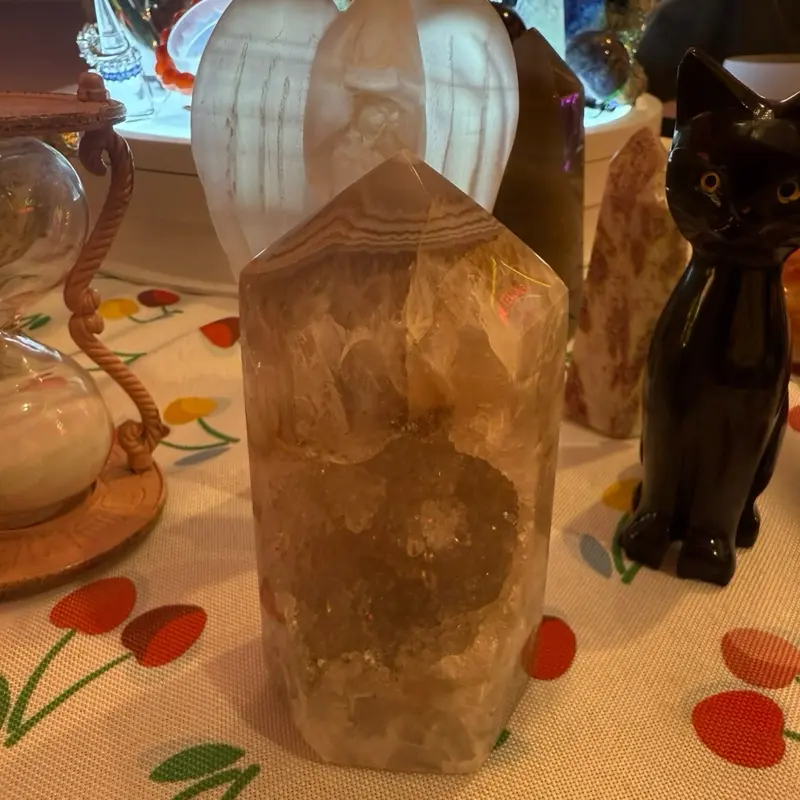Agate and Quartz Tower for Balance & Clarity – Crystal for Grounding, Healing and Spiritual Focus