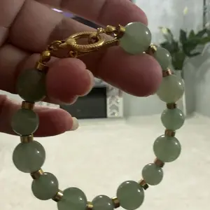 Jade Bracelet - Elegant Design for Everyday Wear, Lightweight and Comfortable Fit