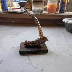 Eλk Antler Pipe with Rope Decoration Product Name as Given