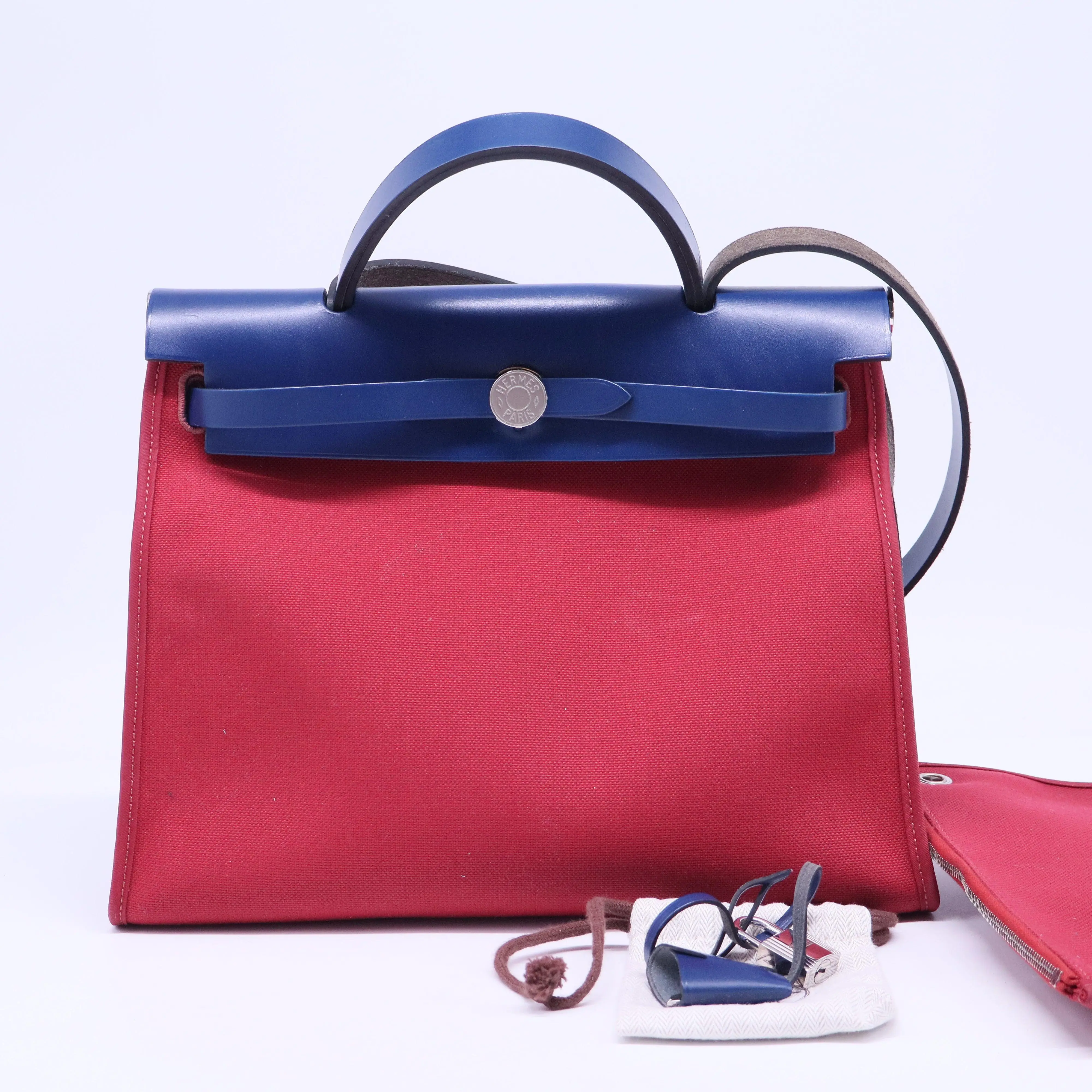 Pre-owned HERMÈS Canvas Shoulder Bags Military Toile Vache Hunter Herbag Zip 31 PM Rouge Grenat Bleu Saphir B20350