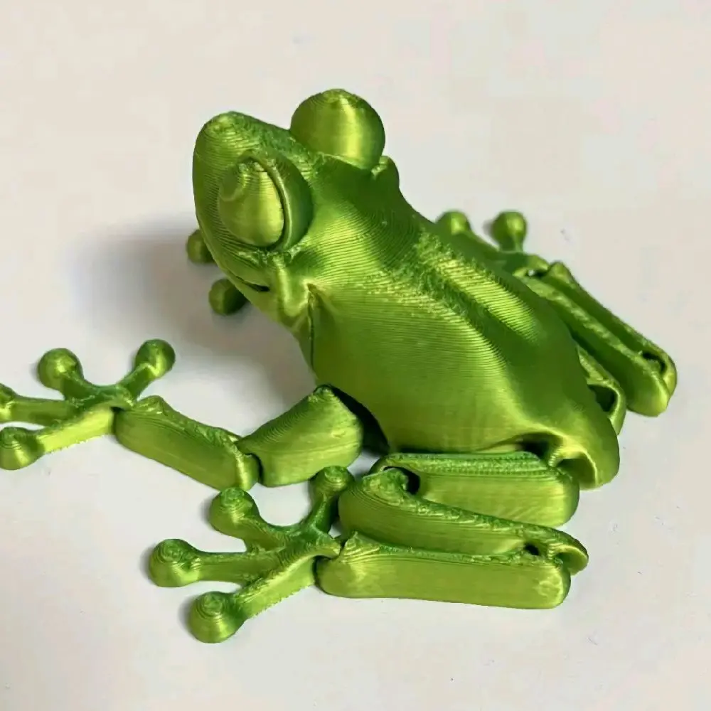 Willow's 3D Articulated Frog - Unique Design with 3D Articulated Features for Creative Decor