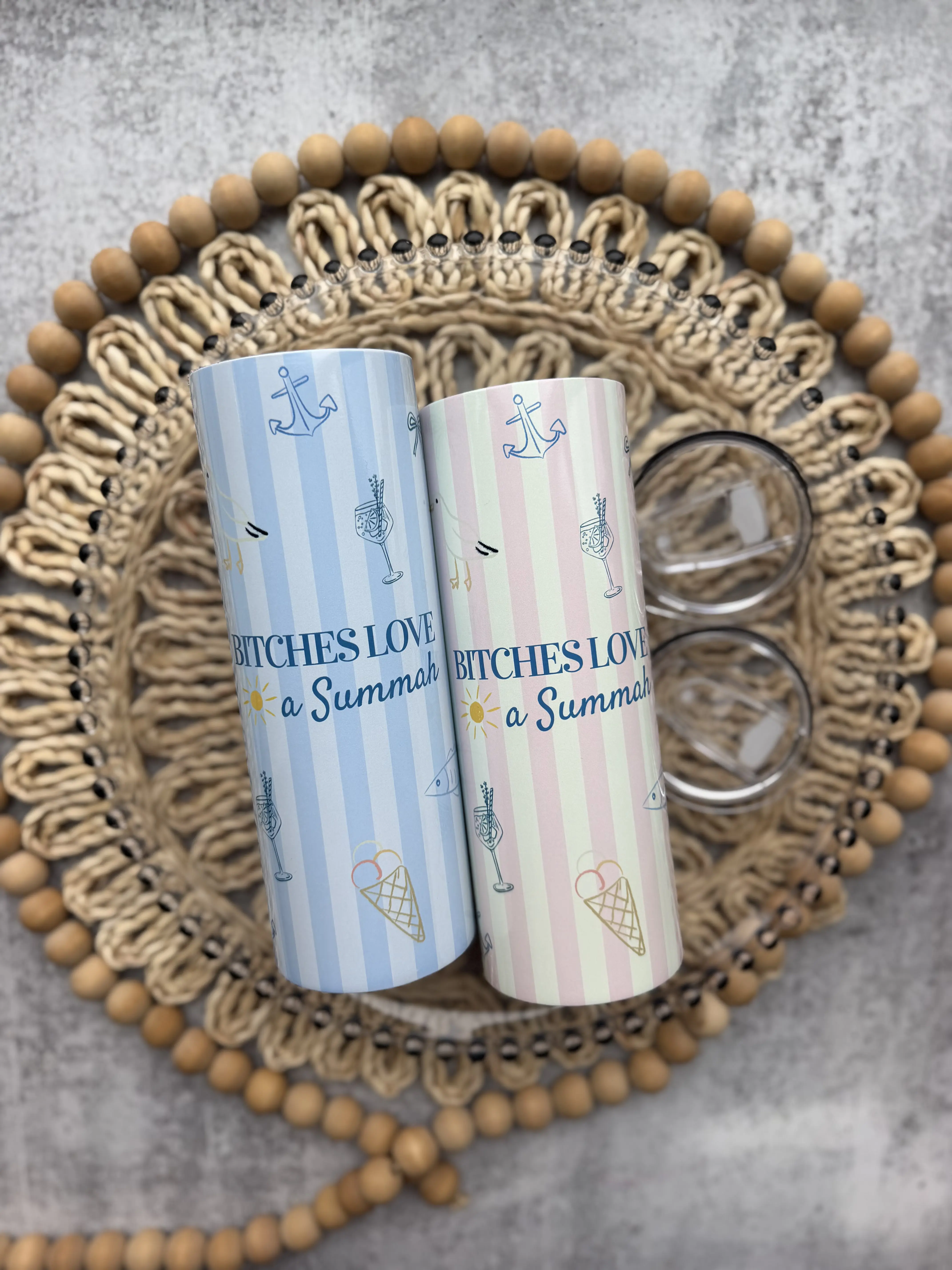 Bitches Love a Summah 20oz Tumbler