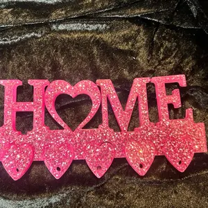 I LOVE PINK  - Custom Resin Wall Key Holder – “Keys” or “Home” Design ️  - Custom Resin Wall Key Holder – “Keys” or “Home” Design ️