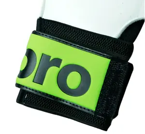 Soccer Goalie Gloves, Green, 1 Pair, for Soccer Training, Medium size