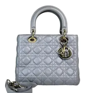 Pre-owned Dora Leather Shoulder Bags Dior Lady Dior Bag Quilted Lambskin Silver Color with Gold Hardware Adjustable Strap Elegant Handbag for Women