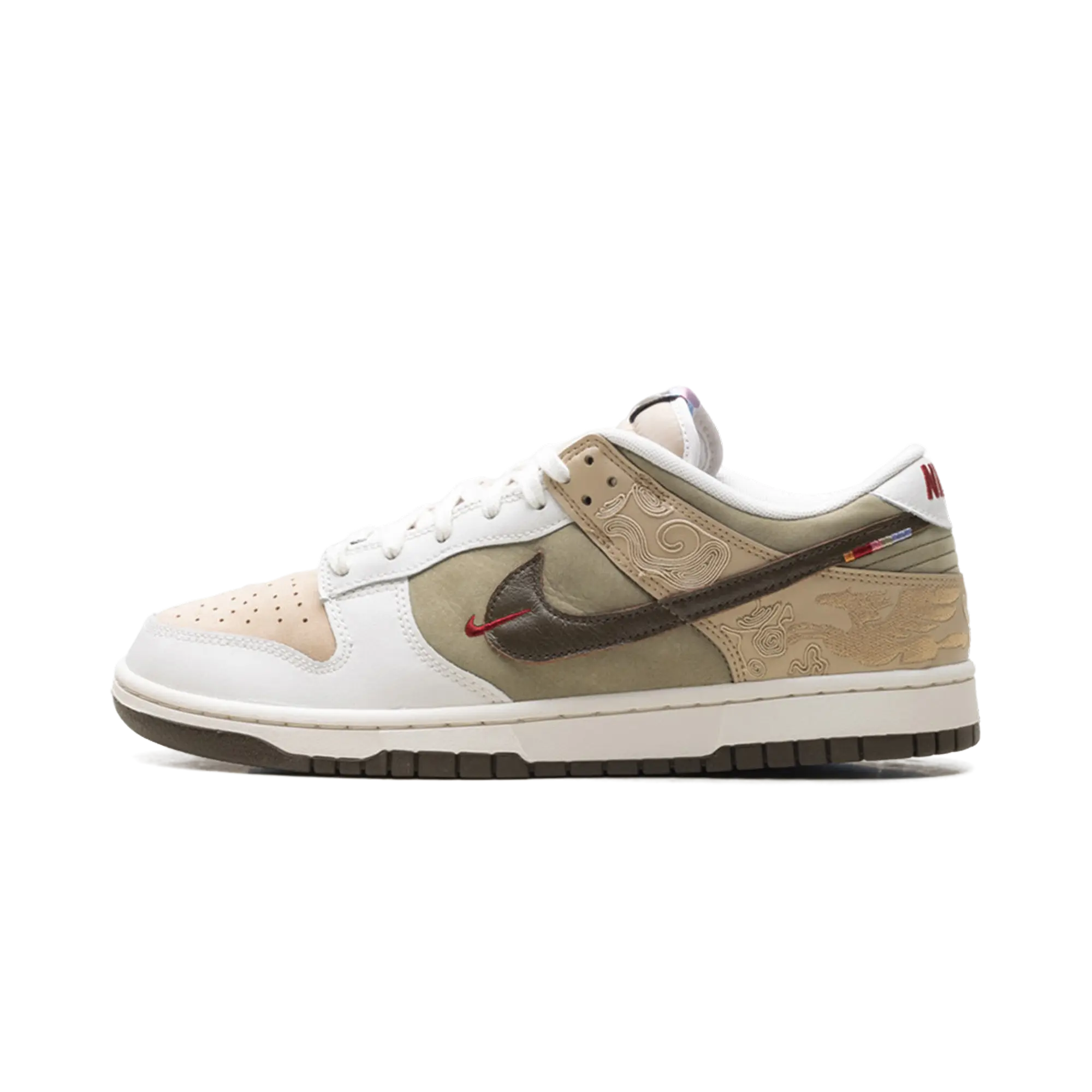 Dunk Low "Year Of The Horse" IQ1118 220 Dunk Low "Year Of The Horse" IQ1118 220