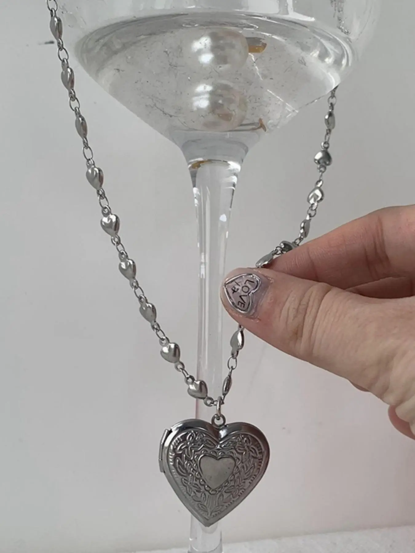 Trendy Sweet Cool Engraved Heart Pendant Necklace for Women, Y2K Fashion Stainless Steel Chain, Unique Party Vacation Jewelry, Heart Design Jewelry, Love Heart Necklace, Trendy Charm Necklaces